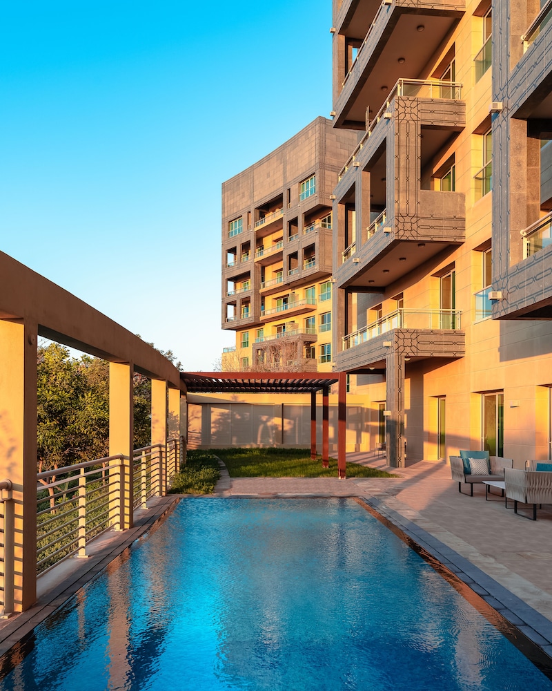 Rixos The Palm Hotel & Suites