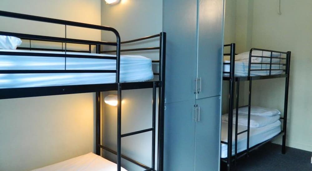 Urban Central Accommodation - Hostel
