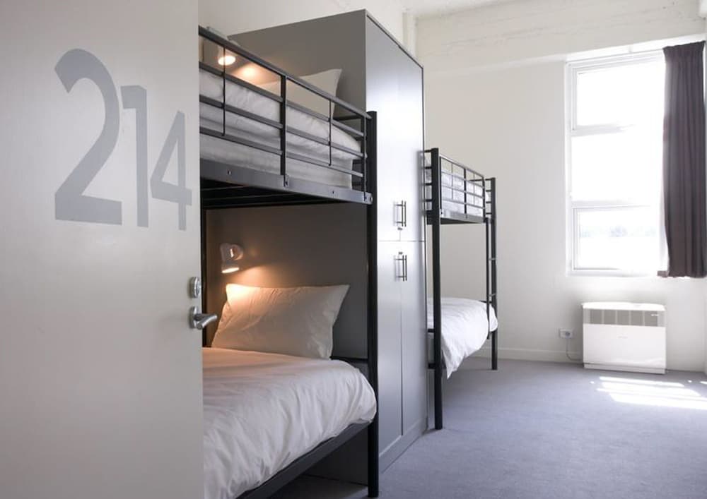 Urban Central Accommodation - Hostel