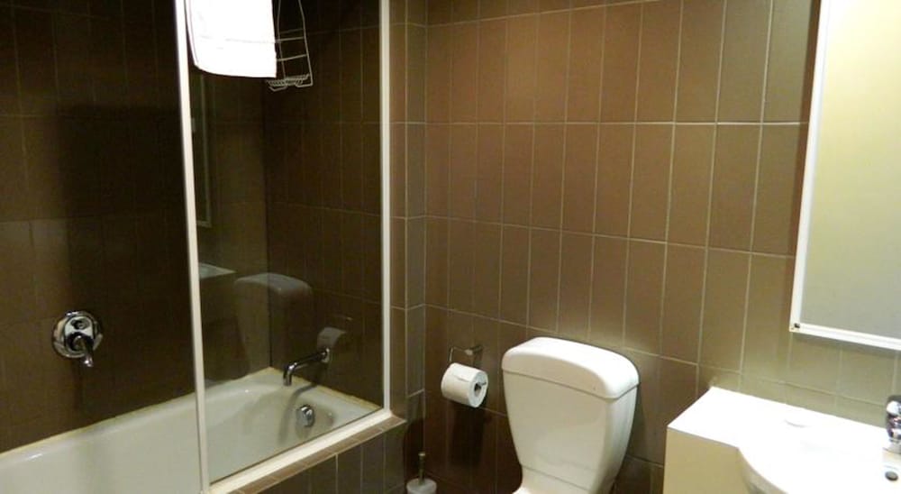 Urban Central Accommodation - Hostel