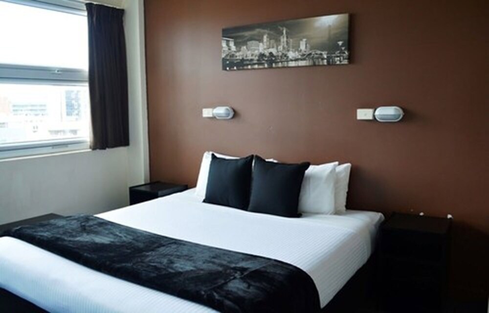 Urban Central Accommodation - Hostel