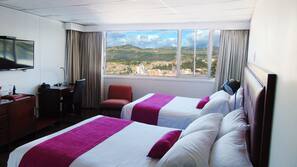 Ropa de cama hipoalergénica, colchones con acolchado adicional, minibar
