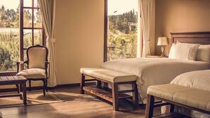Premium bedding, down comforters, in-room safe, individually decorated