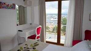 Premium bedding, pillow top beds, minibar, in-room safe