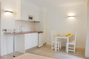 Aparthotel Houm Plaza Son Rigo Reviews Photos Rates - 