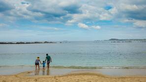 Private beach, white sand, free beach cabanas, beach towels