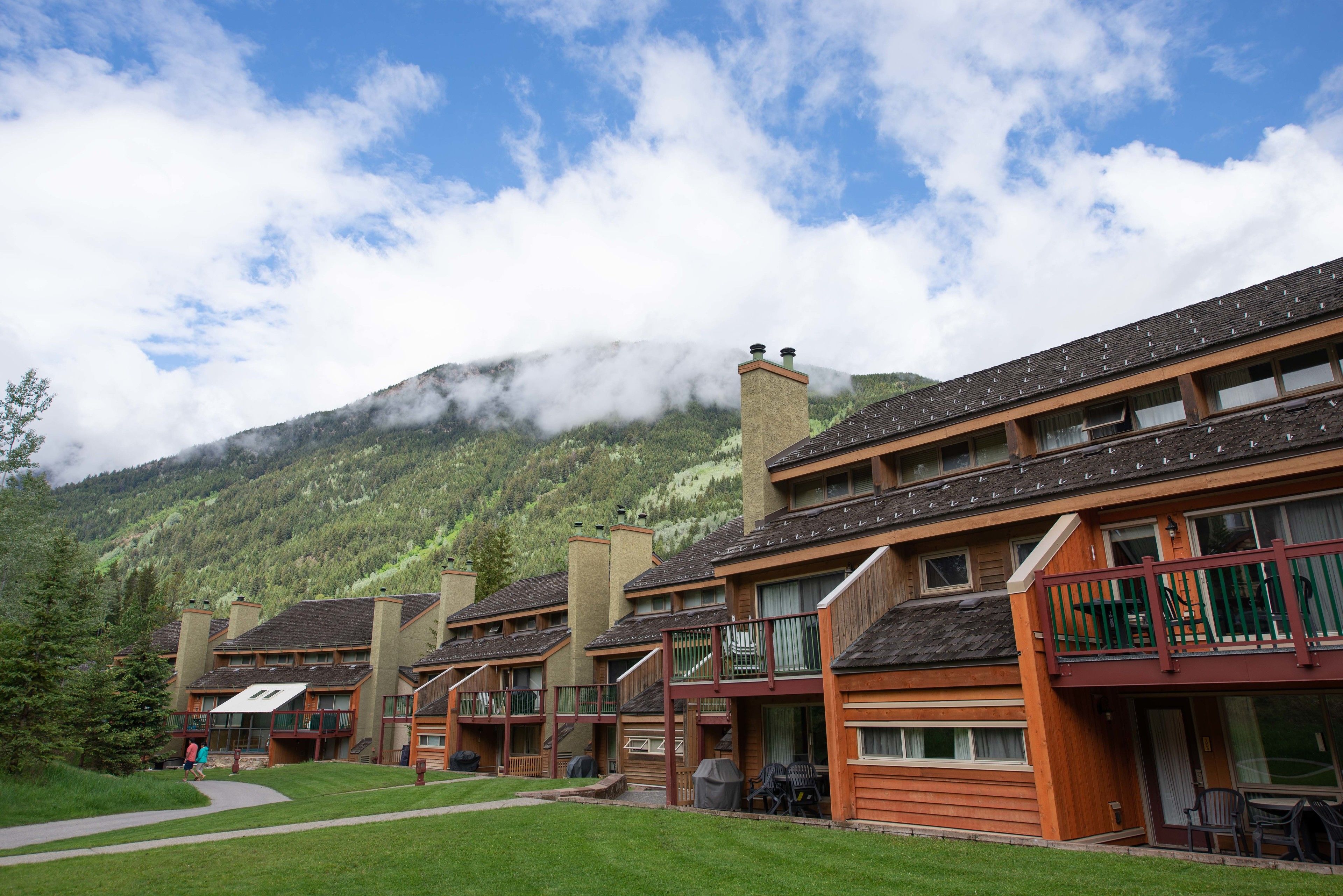Panorama Vacation Retreat at Horsethief Lodge in Panorama, Canada