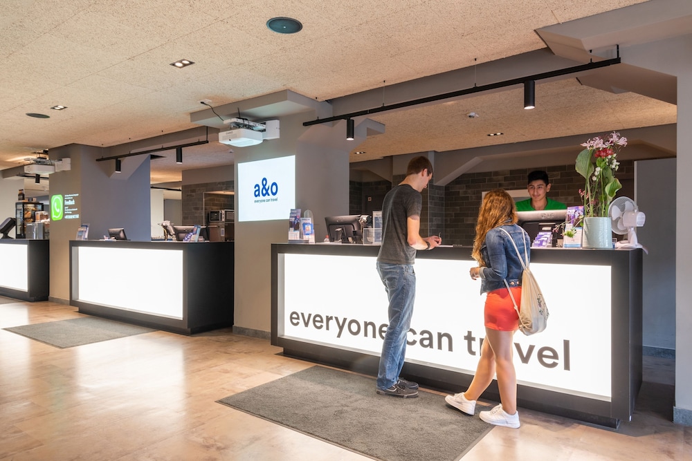 Promo 60% Off A O Hotel Hostel Hamburg Reeperbahn ...