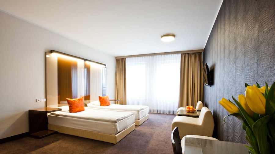 Platinum Palace Apartments