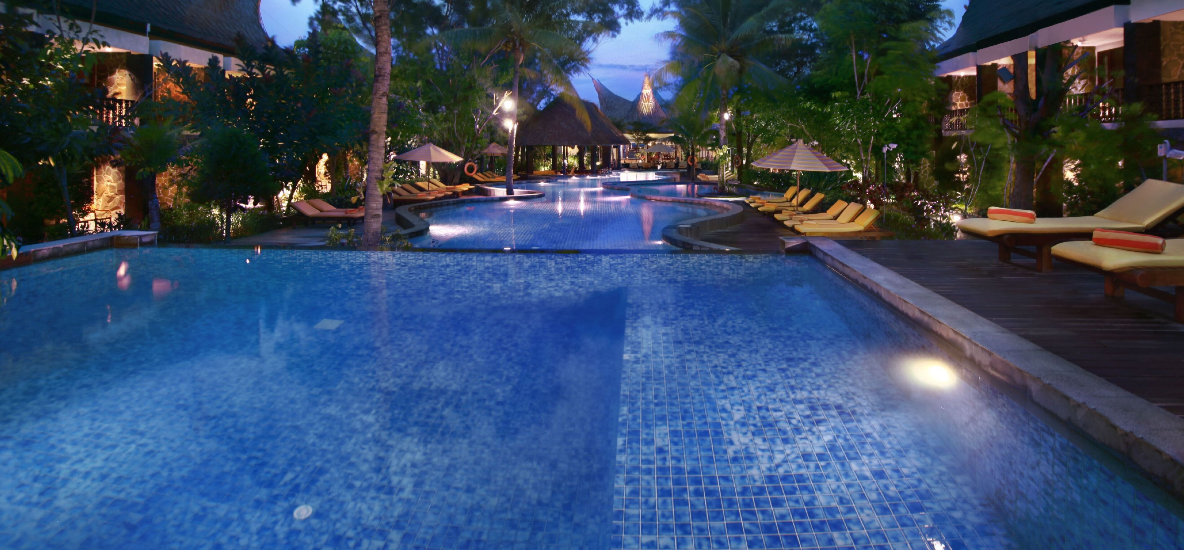 アストン サンセット ビーチ リゾート ギリ トラワンガン 口コミ 部屋写真 料金 お得情報 エクスペディア