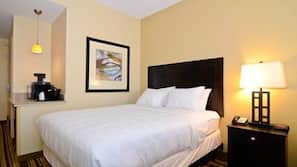 In-room safe, individually decorated, individually furnished, desk