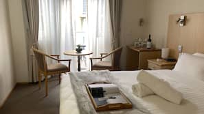 In-room safe, desk, iron/ironing board, free cots/infant beds
