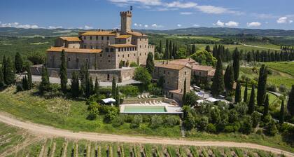 Castello Banfi - Il Borgo