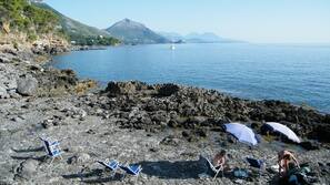 Spiaggia privata, ombrelloni, teli da spiaggia