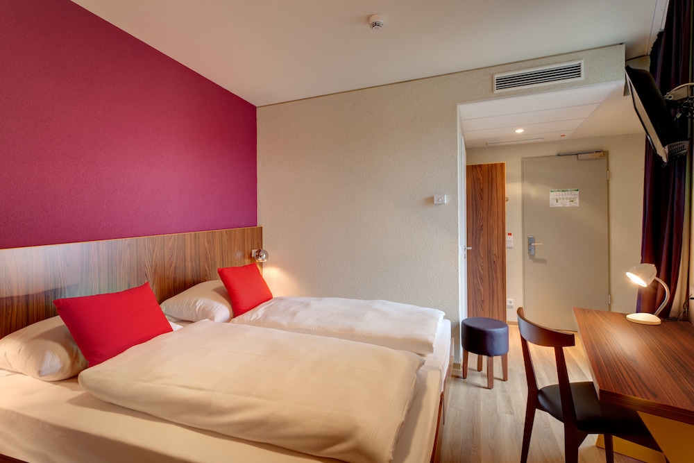 Foto - MEININGER Hotel Frankfurt Main / Airport