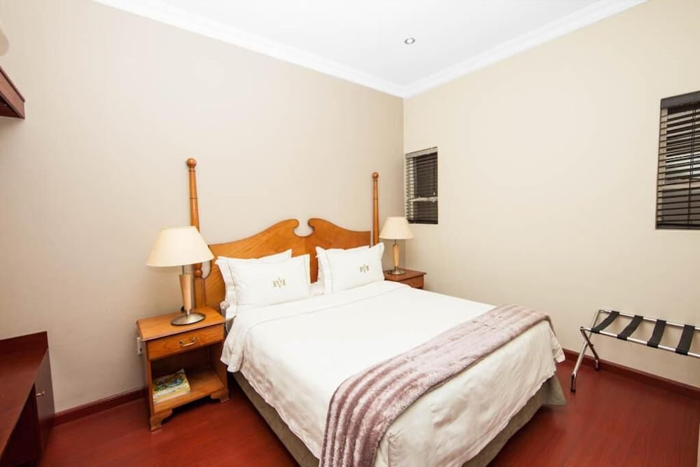 Vetho 2 Apartments OR Tambo Airport Deals & Reviews (Johannesburg Gauteng, ZAF) Wotif
