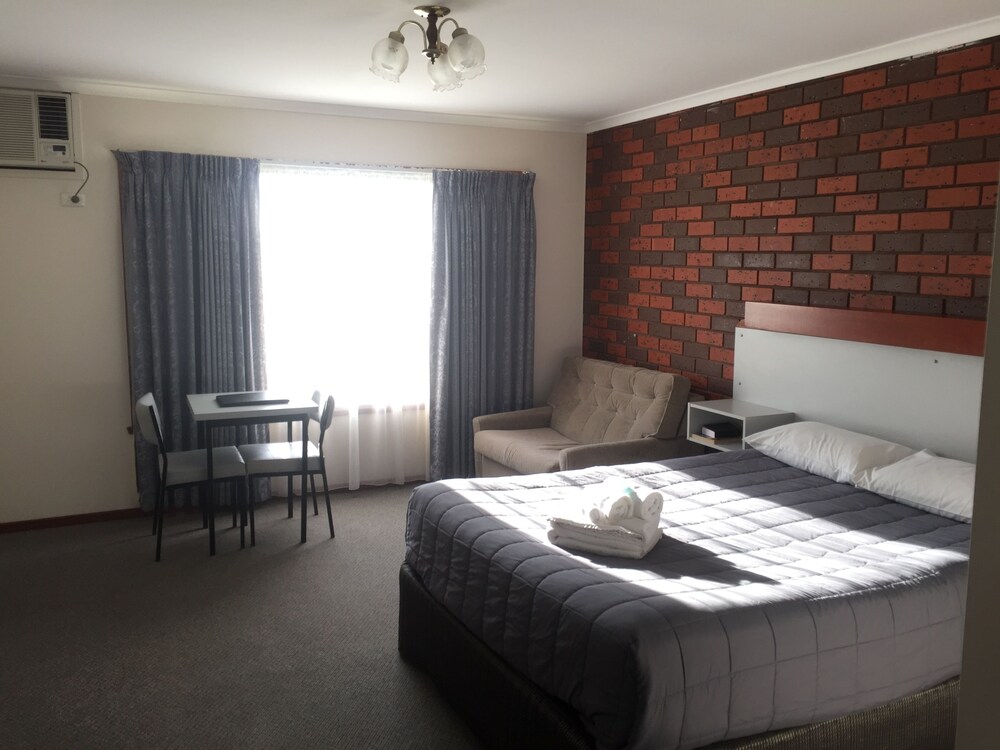 Warragul Views Motor Inn