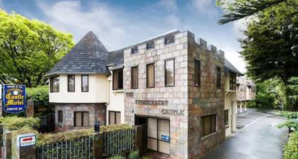 Fitzherbert Castle Motel