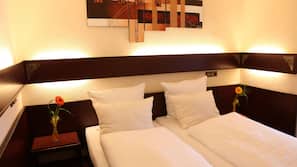Hypoallergeen beddengoed, een minibar, een bureau, gratis wifi