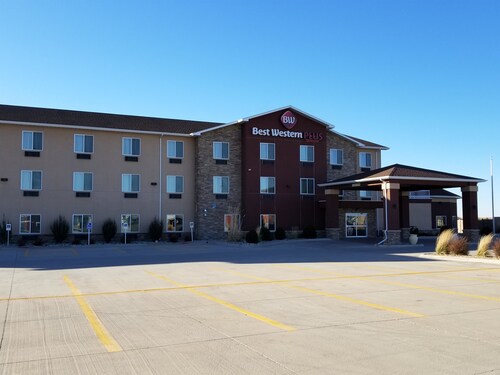 Great Place to stay Best Western Plus Carousel Inn & Suites near Burlington 