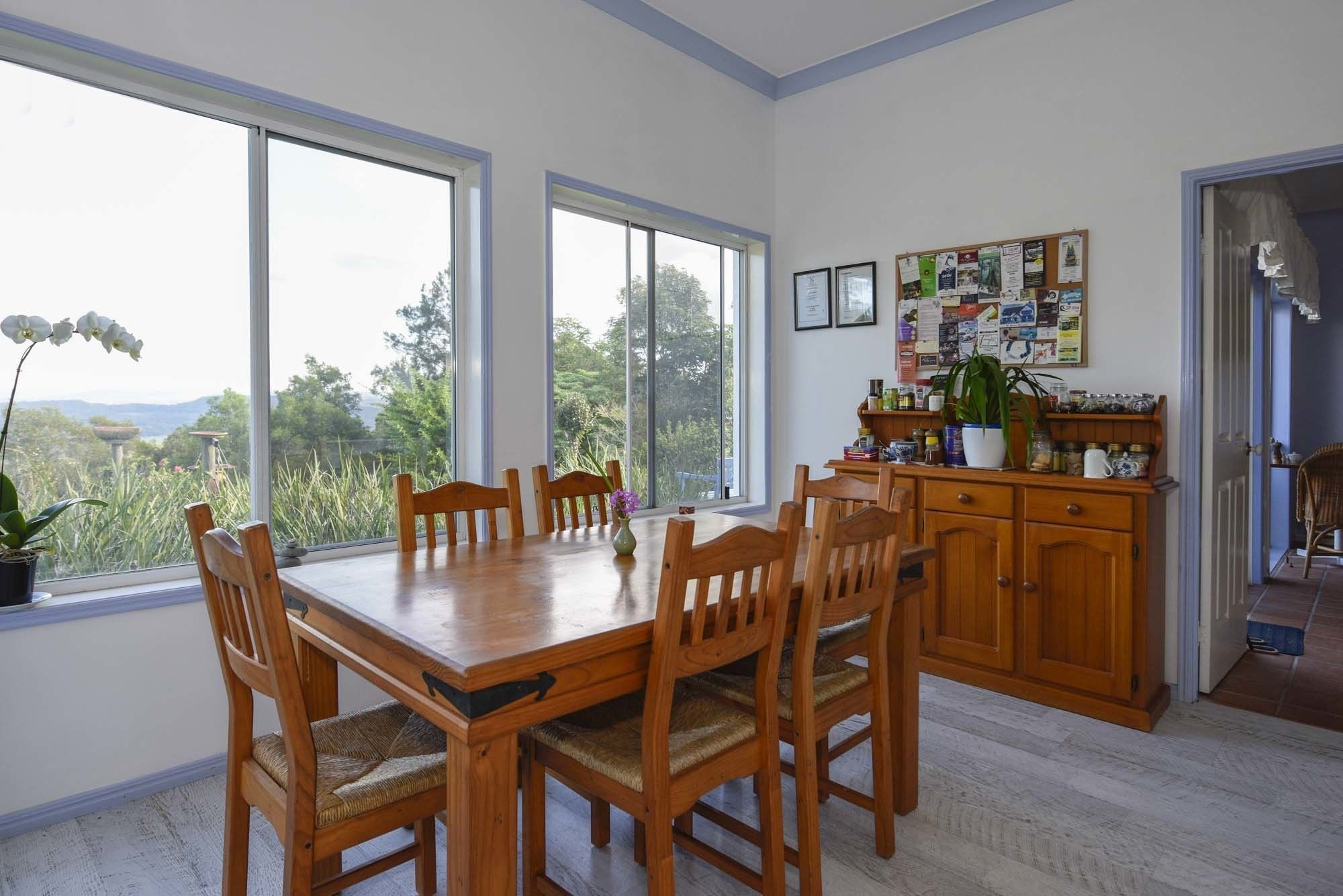 Ninderry Manor Luxury Retreat