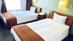 羽絨被、Select Comfort 床墊、家具佈置各有特色、書桌