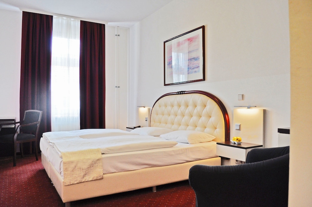 Hotel Prens Berlin Kreuzberg Hotel Prens Berlin Kreuzberg