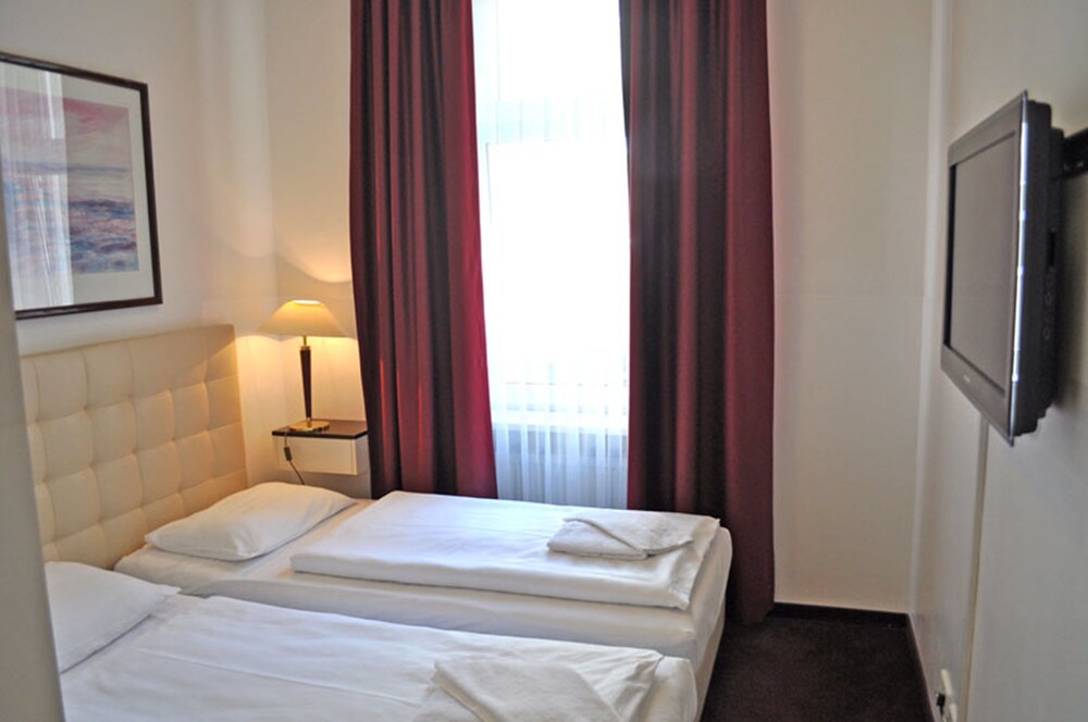 Room, Hotel Prens Berlin