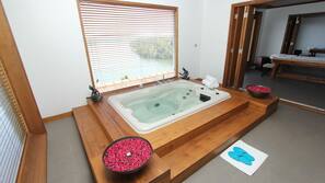 Indoor spa bath