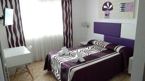 Desk, rollaway beds, free WiFi