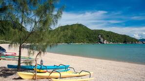 Private beach, white sand, sun-loungers, beach umbrellas