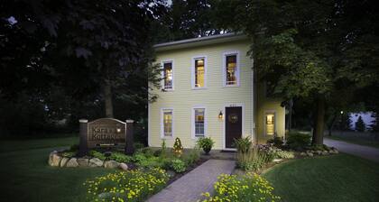 Kara's Kottages @ W. Main St