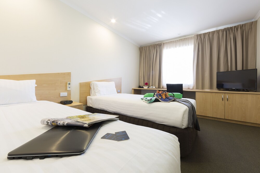 Ramada Encore by Wyndham Belconnen Canberra