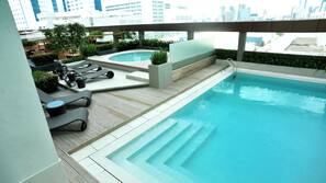 3 outdoor pools