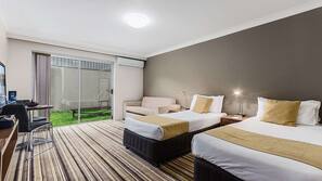 Minibar, iron/ironing board, free WiFi, linens