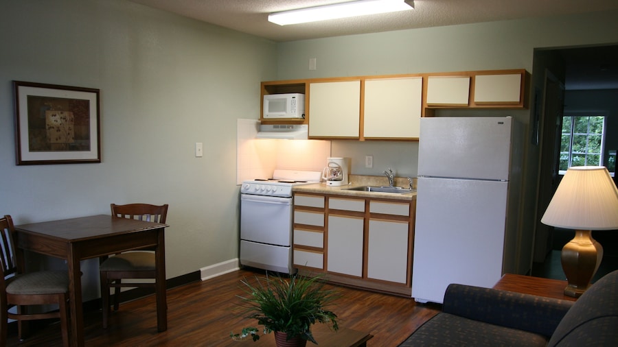 Affordable Suites of America