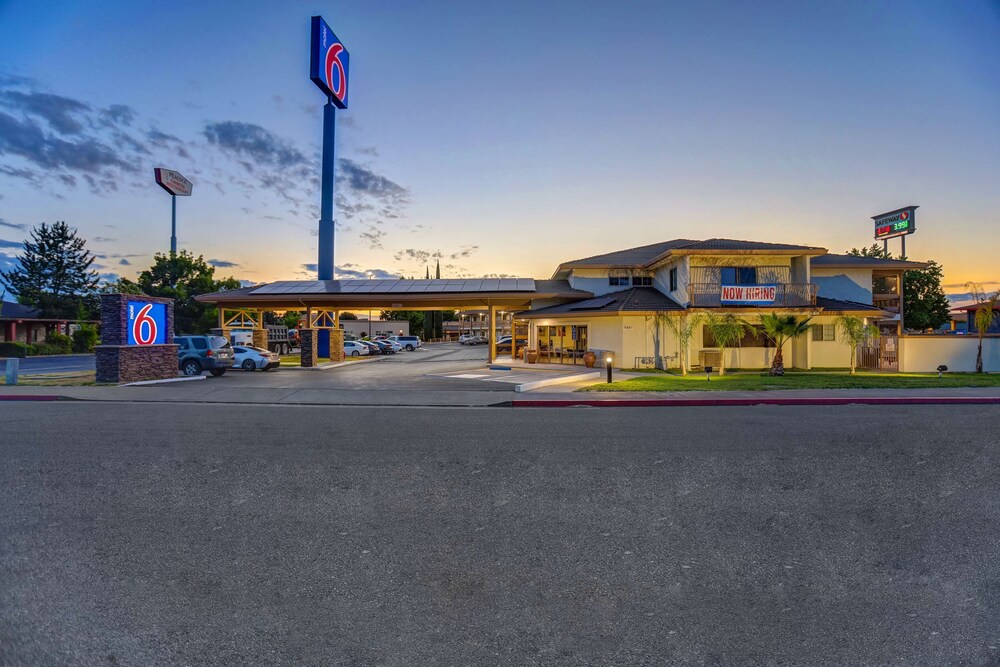 Exterior, Motel 6 Anderson, CA - Redding Airport