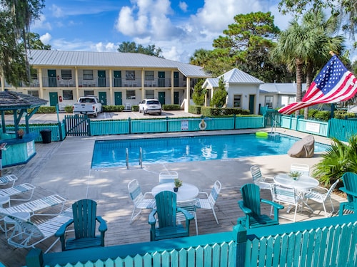 Keaton Beach Hotels From 102 Hotel Deals Travelocity Keaton Beach Hotels From 102