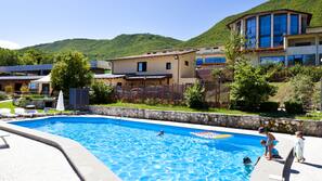 Seasonal outdoor pool