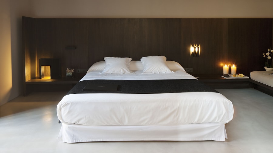 Caro Hotel