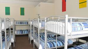 Coffre-forts dans les chambres, rideaux occultants