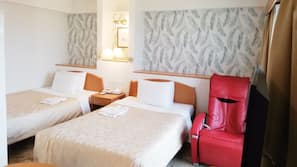 Premium bedding, down comforters, desk, blackout drapes