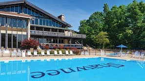 Indoor pool, seasonal outdoor pool
