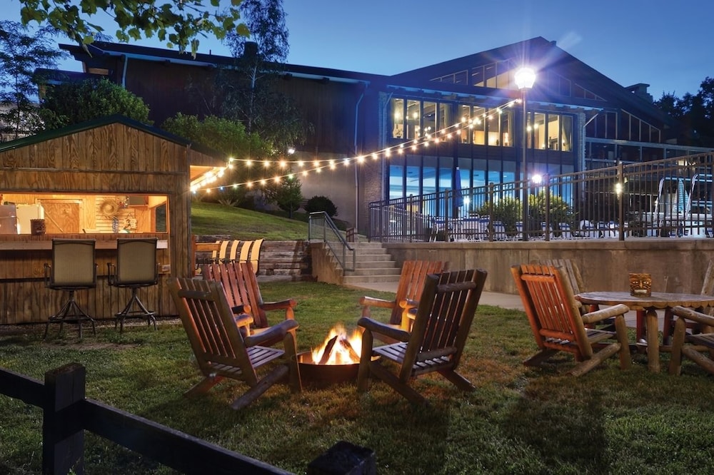Shawnee Lodge & Conference Center in Camp Oyo, United States