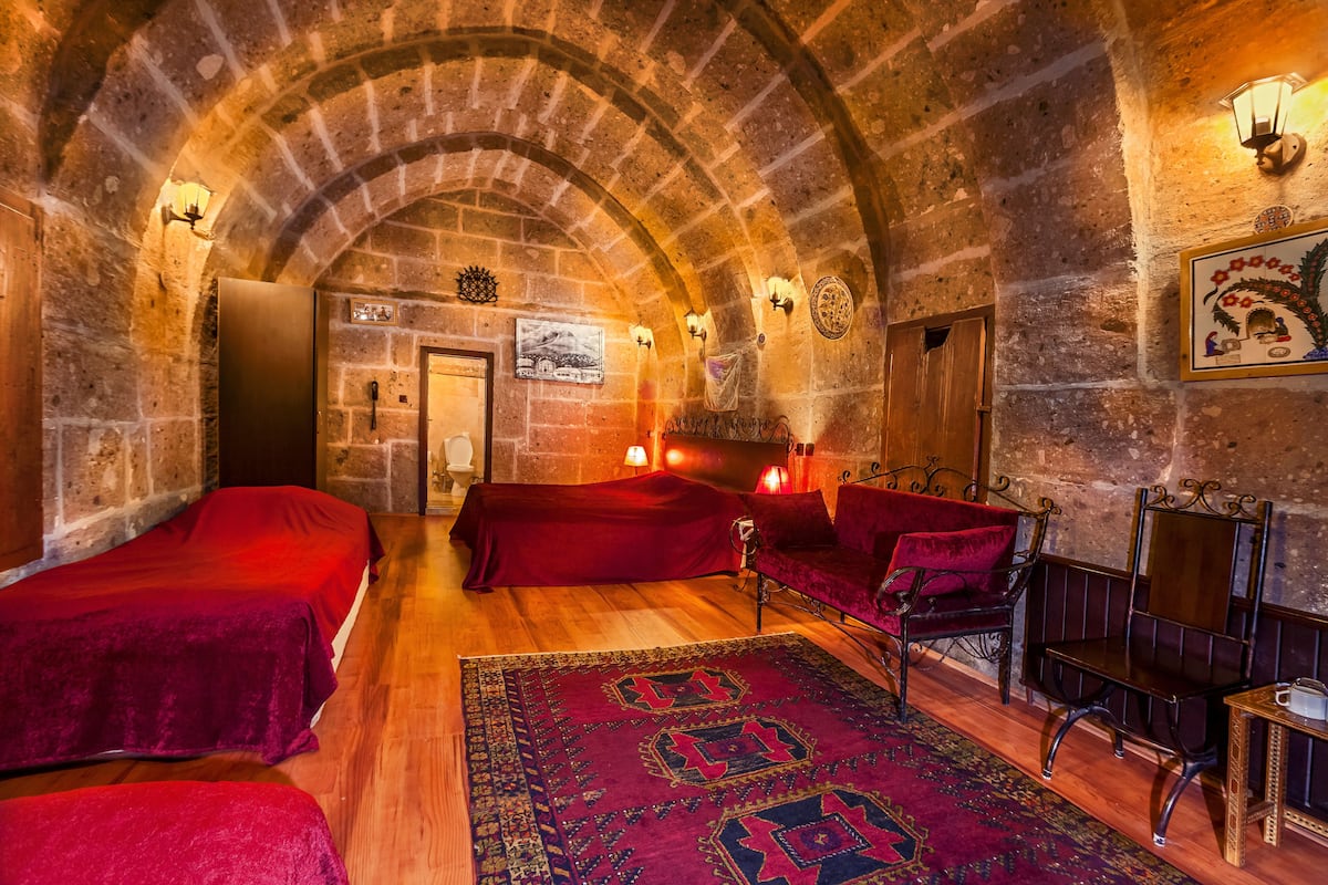 Cappadocia Ihlara Mansions Caves In Guzelyurt Expedia