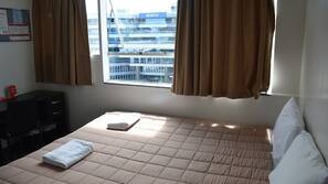 Free WiFi, linens