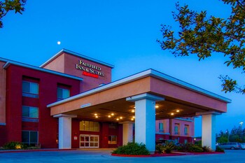 Fairfield Inn & Suites Visalia Tulare