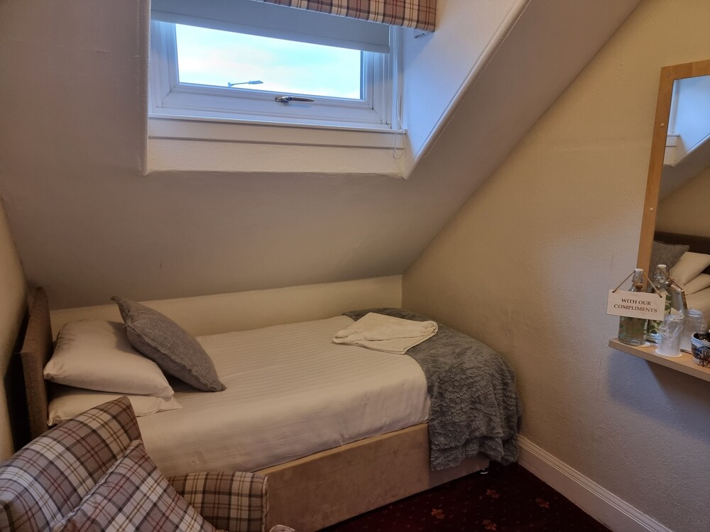 St Leonards Guest House AU119 Deals & Reviews (Largs, GBR) Wotif