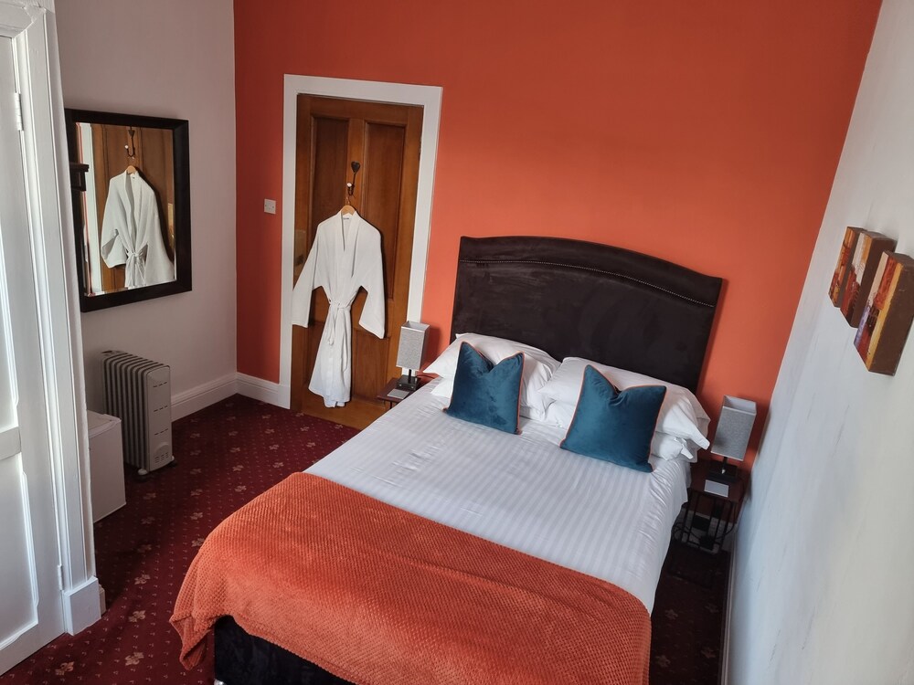 St Leonards Guest House AU119 Deals & Reviews (Largs, GBR) Wotif