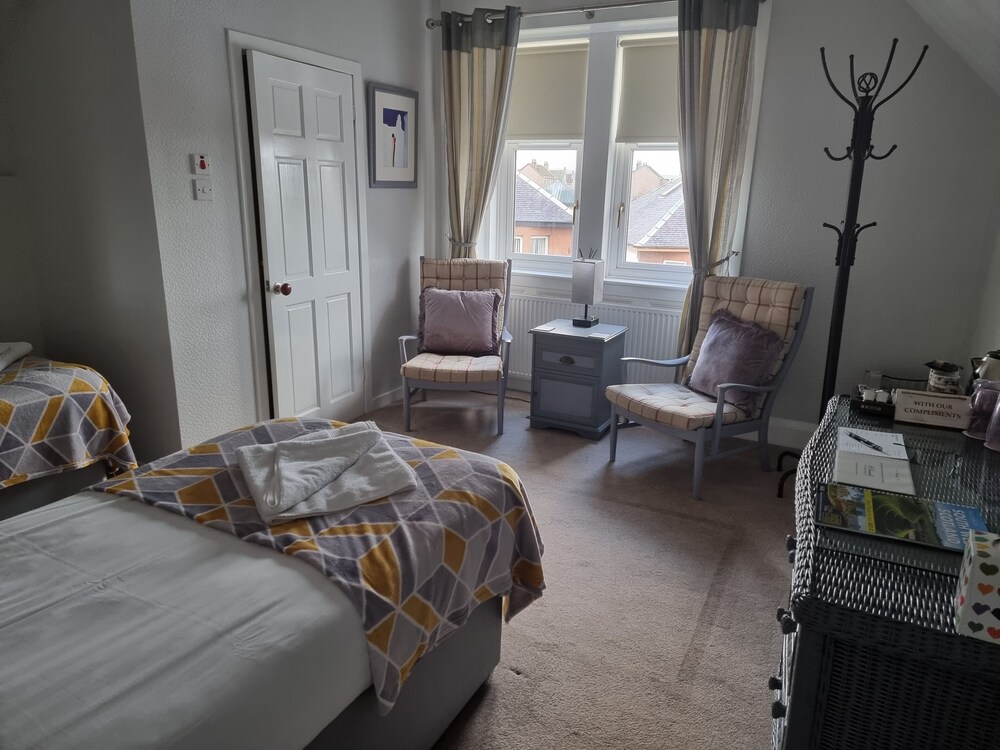 St Leonards Guest House AU119 Deals & Reviews (Largs, GBR) Wotif